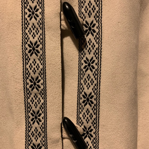 NWOT Alfred Dunner Winter White Snowflake Faux Suede Coat - Picture 3 of 13